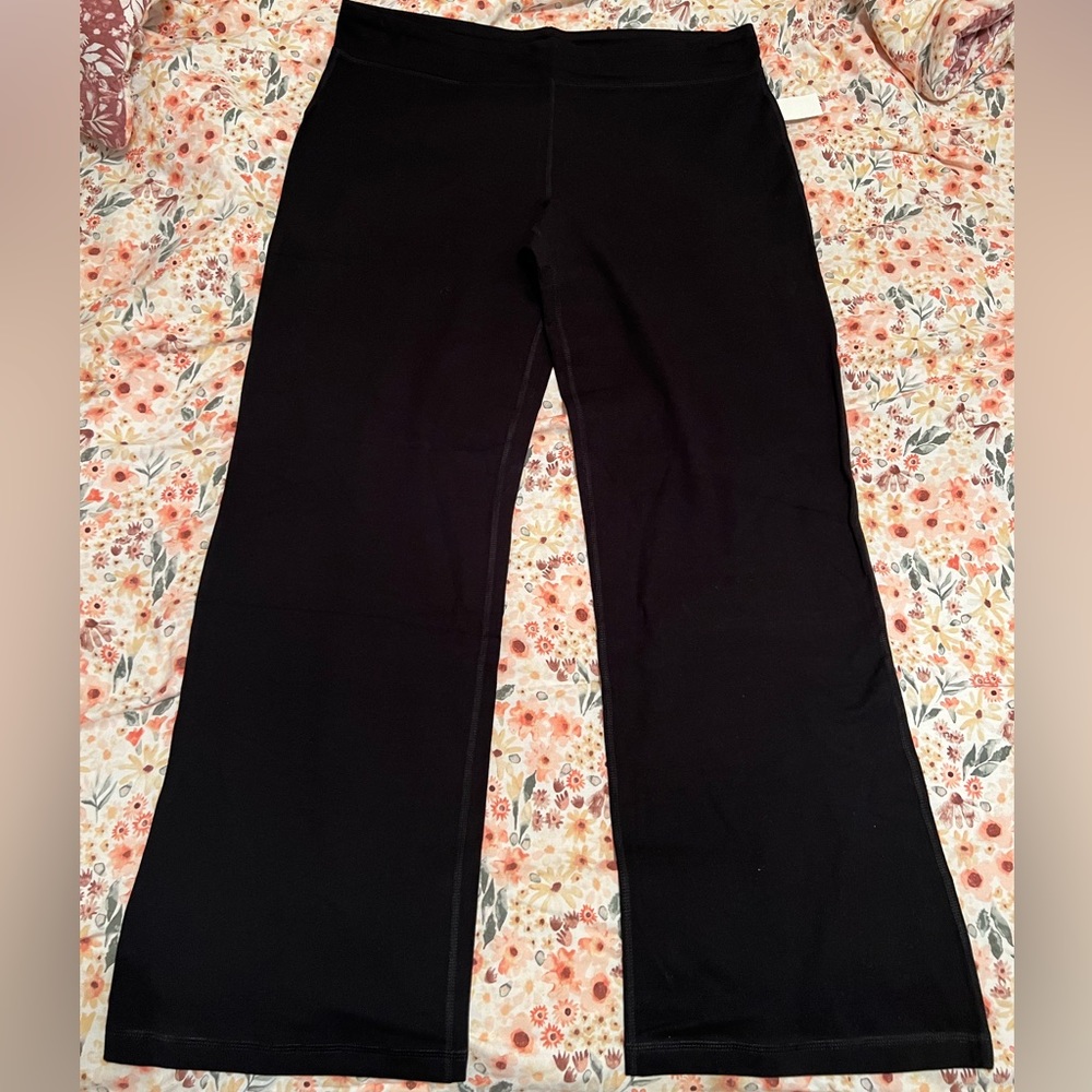 XXL Athletic Works yoga pants